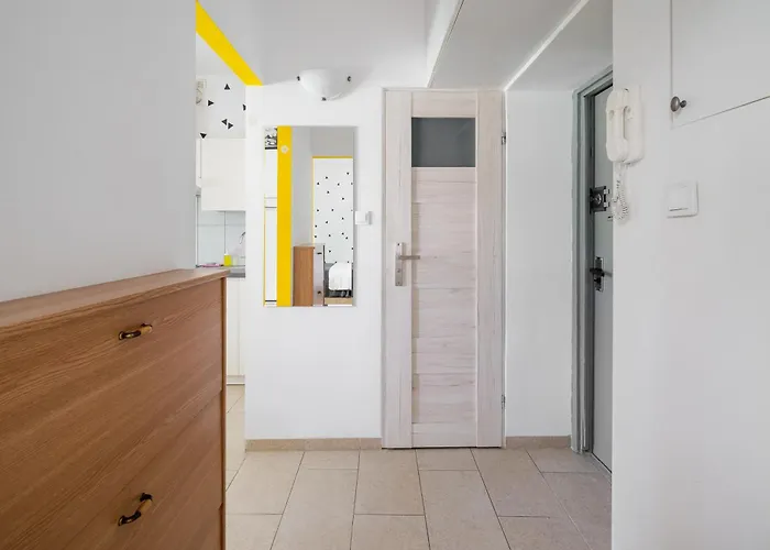 Nowolipie Urban Nest By Bookinghost شقة