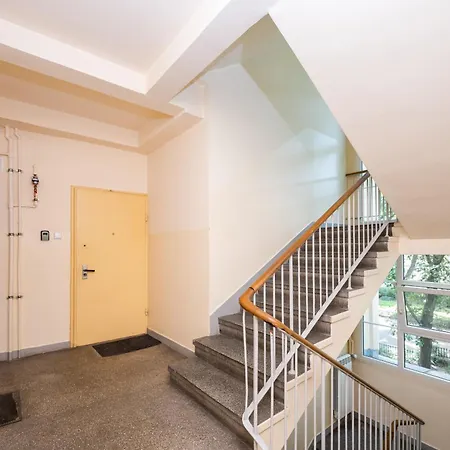 아파트 Nowolipie Urban Nest By Bookinghost